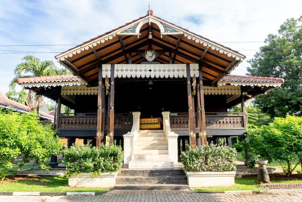 Rumah Bubungan Lima