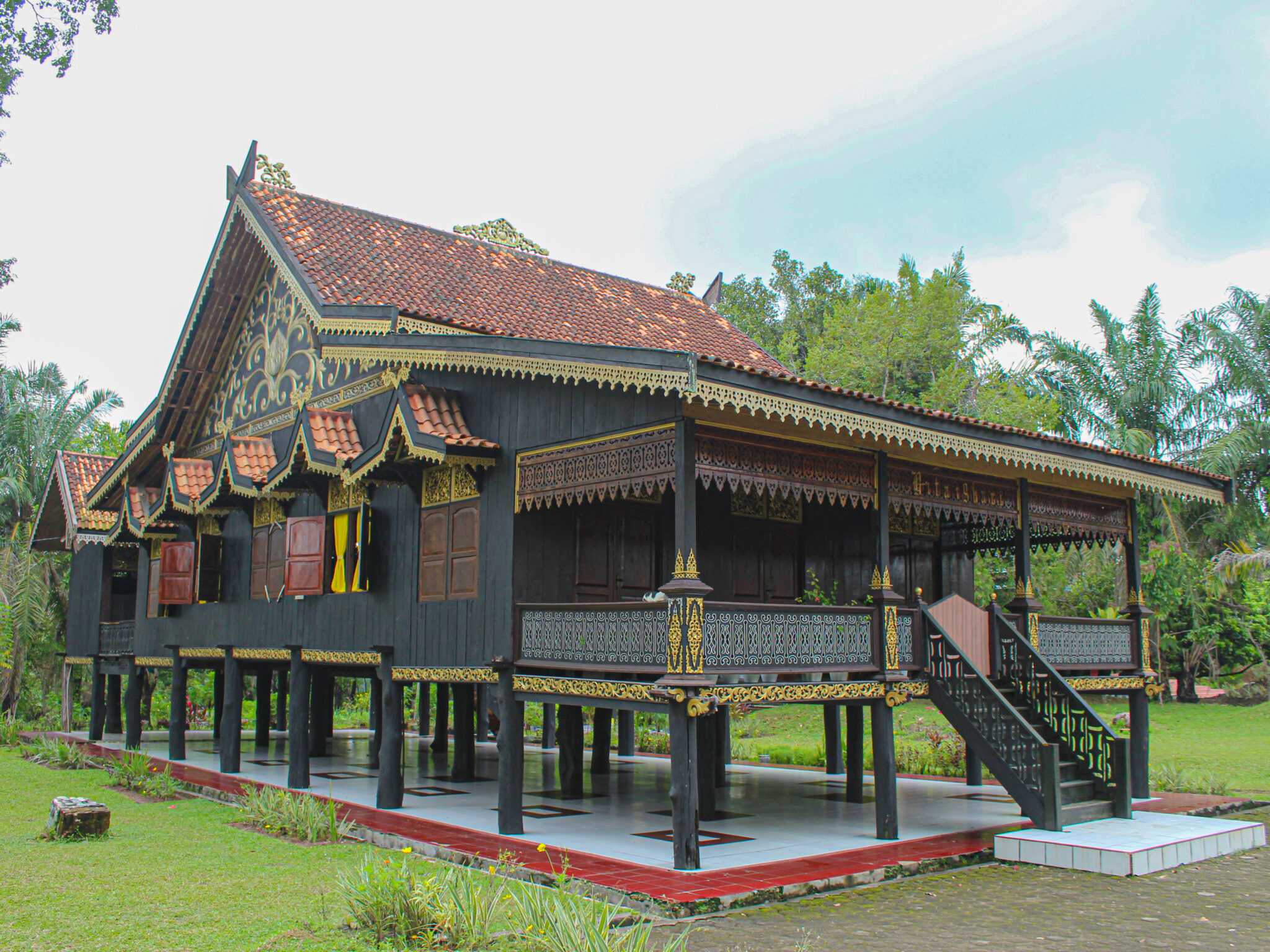 Rumah Kajang Lako