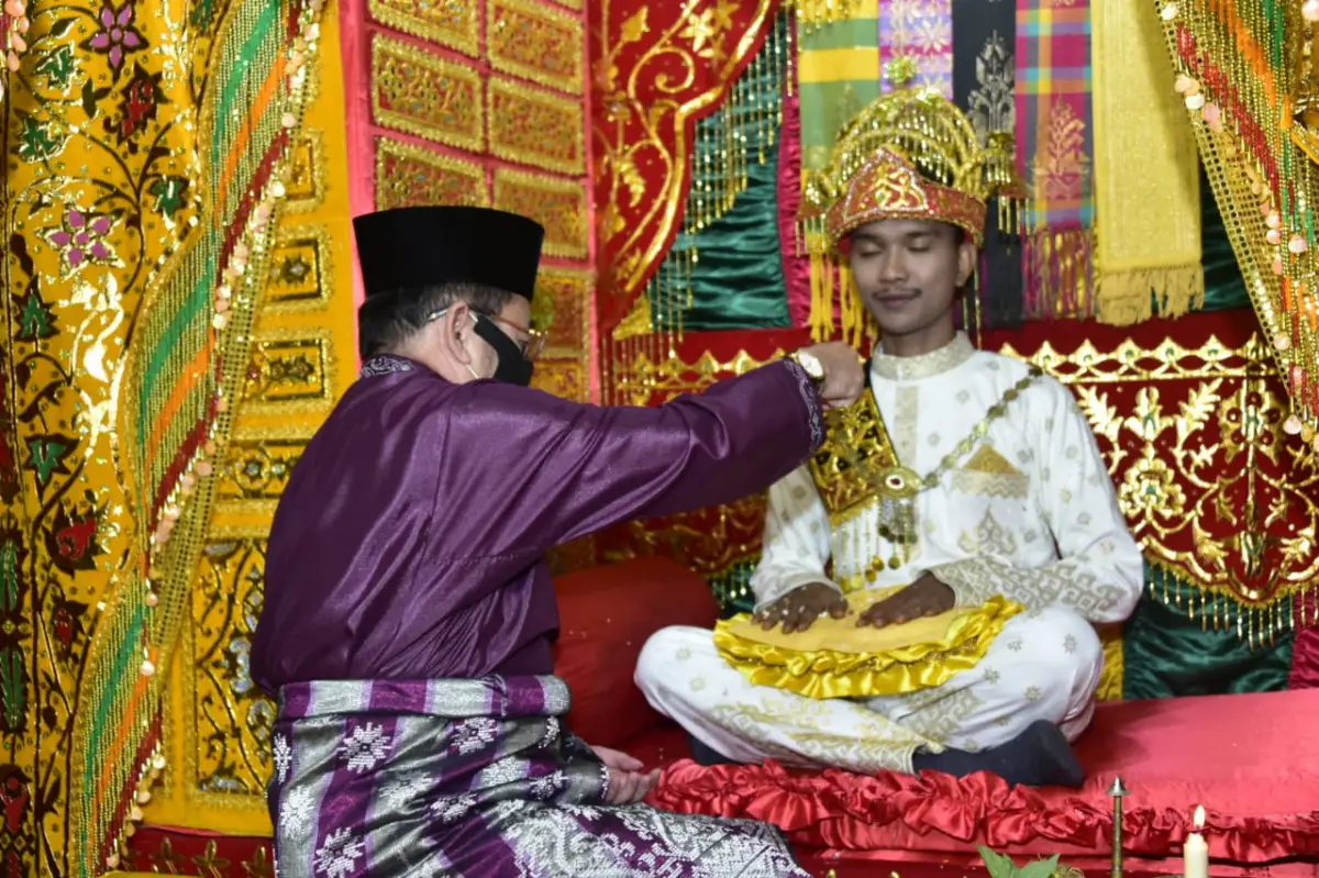 Tepuk Tepung Tawar